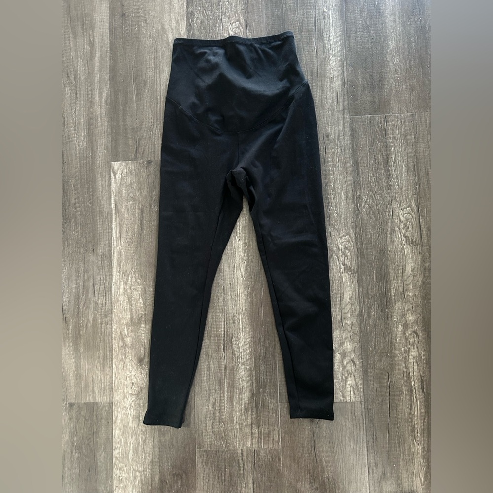 Black maternity leggings size small